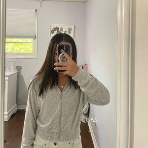 Gilly Hicks small light grey zip up hoodie